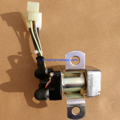 जनरेटर सेट के लिए 4JJ1 4JG1 इसुजु इंजन स्टार्ट रिले 12V 1825530401